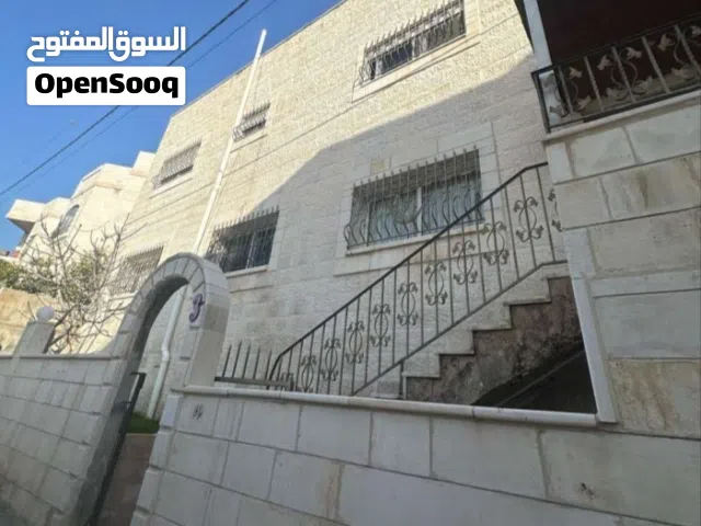 124 m2 3 Bedrooms Apartments for Sale in Amman Jabal Al Zohor