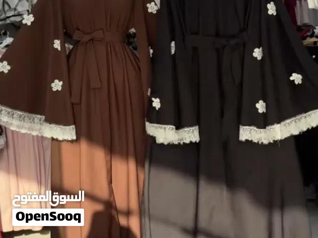 (جايج العيد لاتحتارين الملابس يمي وبس)