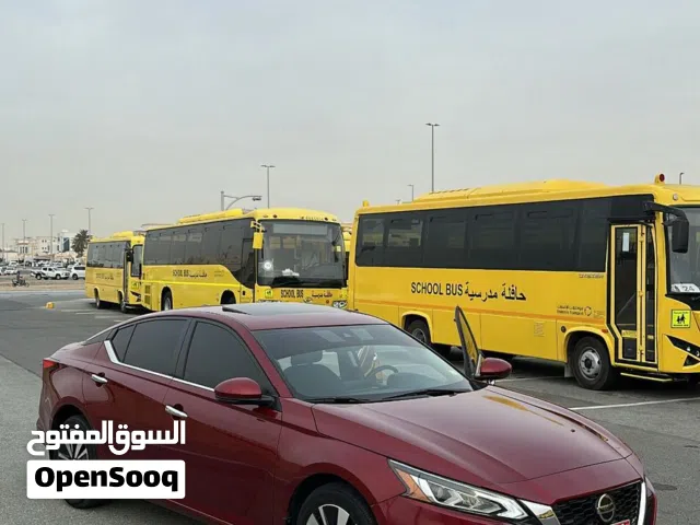 2022 نيسان التيما SV