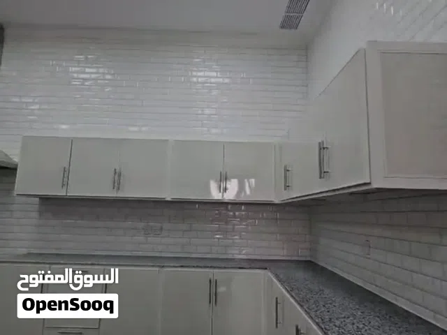 للايجار دور ارضي الواحة