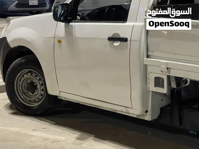 ونيت نقل اثاث +اغراضً + أخشاب
