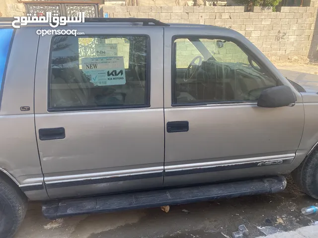 Used GMC Suburban in Basra