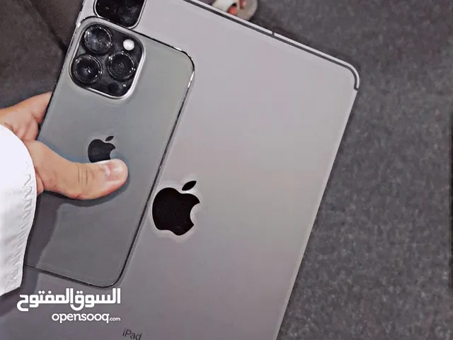 Apple iPad pro 2 128 GB in Al Dakhiliya