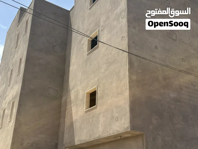 عمارة تجارية سكانيه لبيع علي طريق