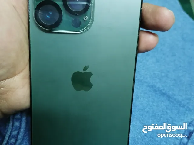 للبيع ايفون 13 برو 256 جيبي بحاله ممتازه مع الكارتون والجارج