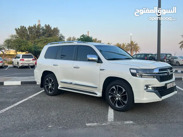 Toyota Land Cruiser 2016 in Al Ahmadi