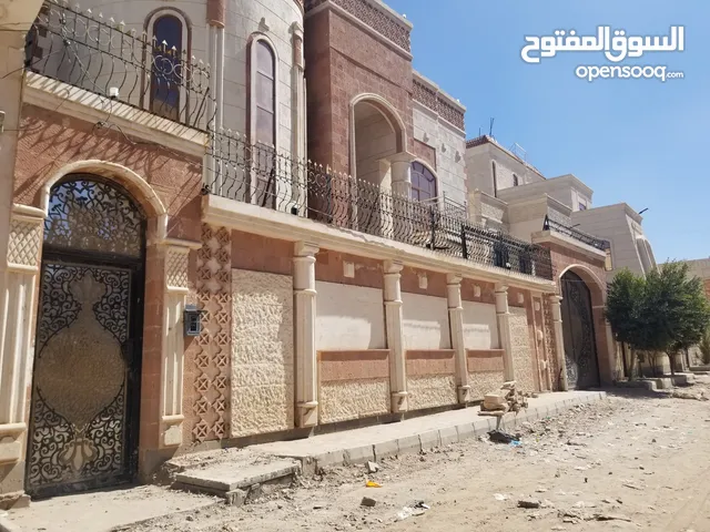 7 m2 More than 6 bedrooms Villa for Rent in Sana'a Other
