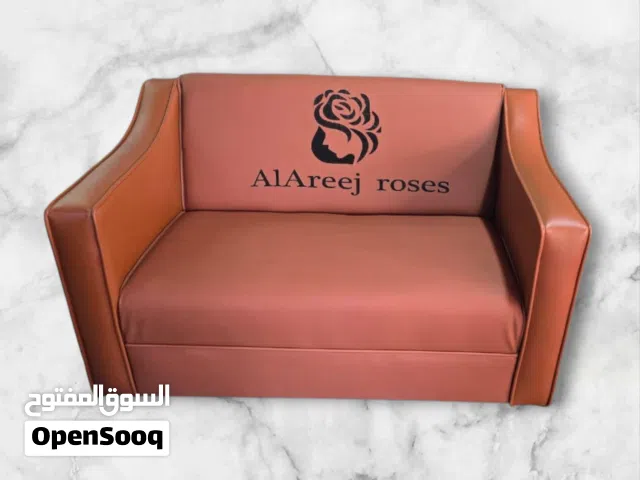 كراسي كنبات جلد مكتبي كراسي انتظار