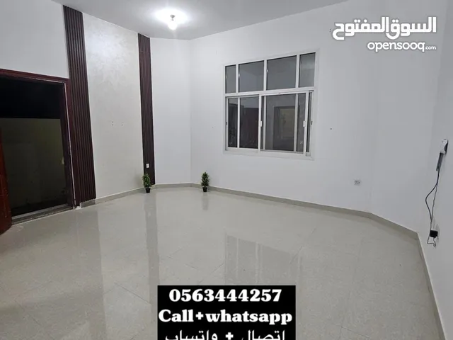 للإيجار غرفه و صاله مدخل خاص في منطقة رمله زاخر قرب خزانات أدنوك