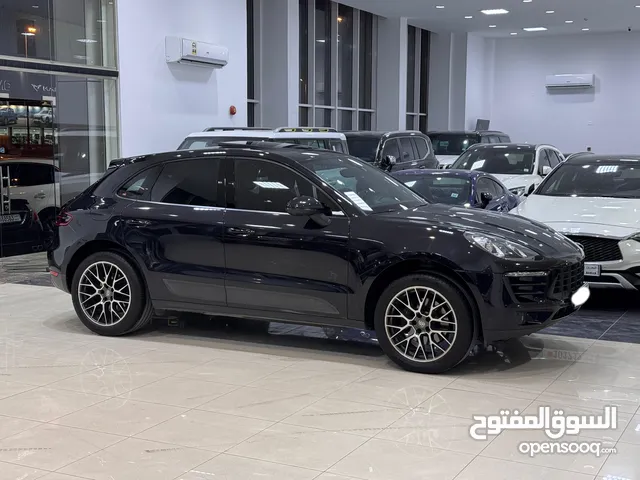 Porsche Macan 2018 (Black)