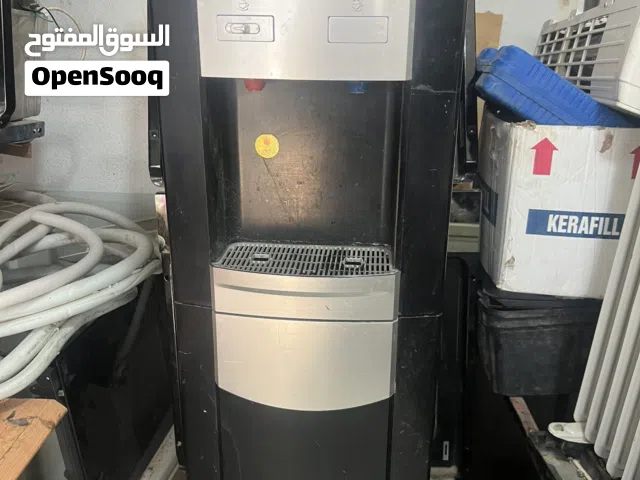 ثلاجة مايه نضيف مش مستعمله هلبا للبيع