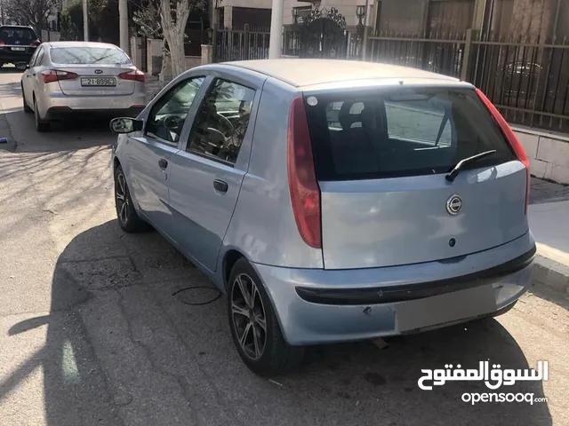 فيات بونتو 2004 للبيع