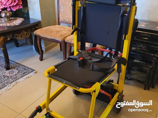 كرسي درج كهربائي متحرك