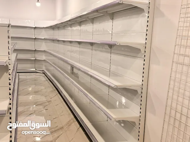 رفوف تخزين مستودعات ومحلات تجارية وتخزين البيوت