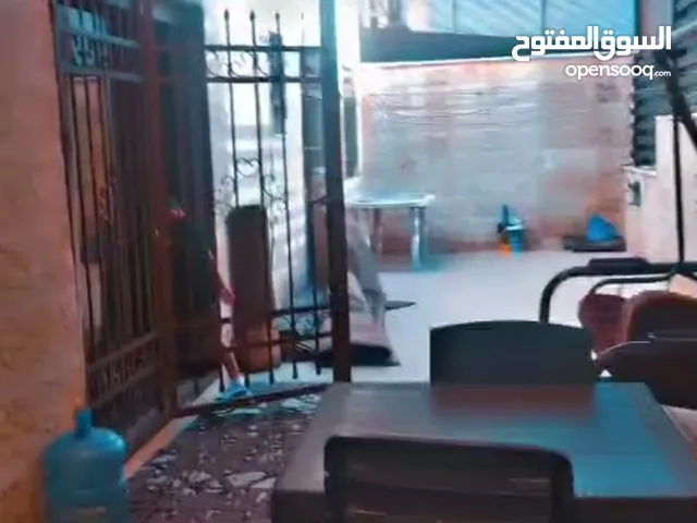 شقه ارضيه للبيع البنيات خلف مدرسة الحصاد