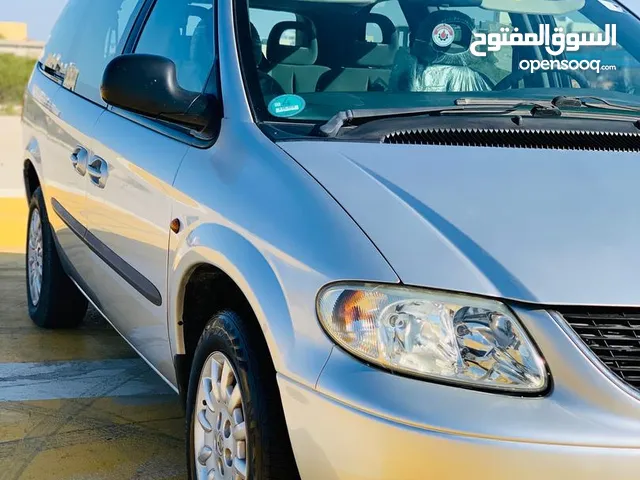 Used Chrysler Grand Voyager in Sabratha