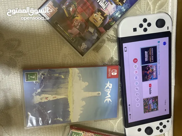 جهاذ نتيندو سويتش وان شبه جديد مع جميع ملحقاته 3 اشرطه مجانيه