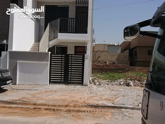 بيت او مشتمل للايجار يرموك حي الداخلية خلف جامع ذي النورين