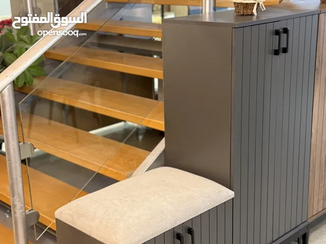 خزانة أحذية تفصيل مميزة جدا
