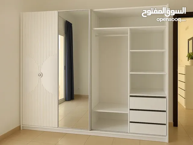 Wardrobe in amazing condition, collection in Remraam