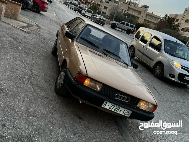 اودي 80 موديل 1982
