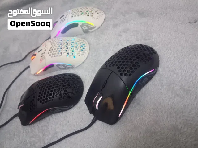 ماوسات للبيع جلوريوس موديل D بحال جيد السعر الواحد 4 دينار