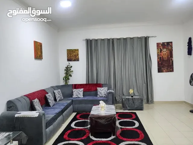 165 m2 2 Bedrooms Apartments for Rent in Manama Hoora