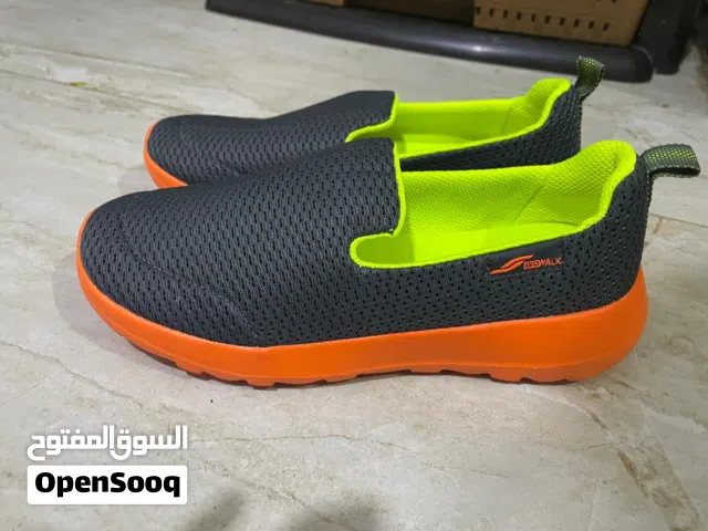 Boys Athletic Shoes in Zarqa