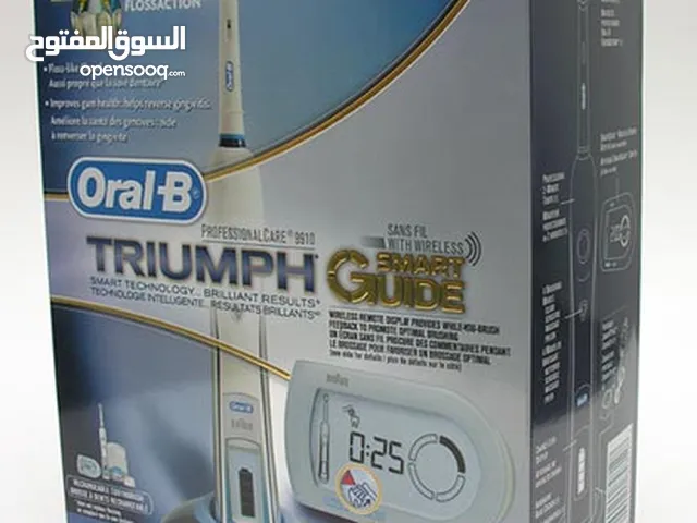 فرشاة أسنان كهربائية Oral-B Triumph