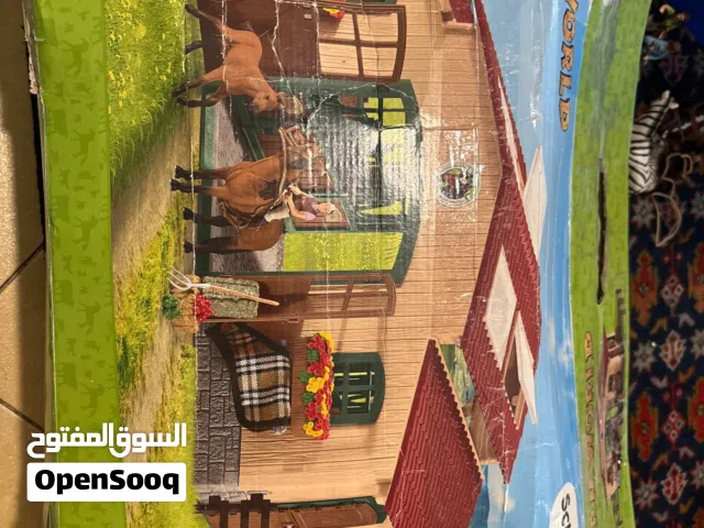 Schleich horses and Barn house with animals