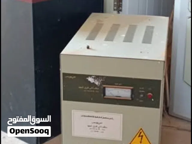 منضم تيار كهربائي