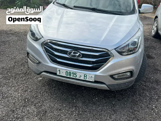 2012 Hyundai Tucson Standard