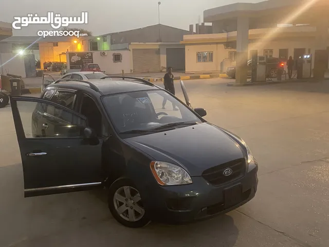 Used Kia Rondo in Tripoli