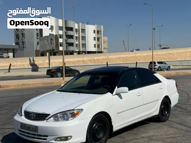 2004 تويوتا كامري TRD