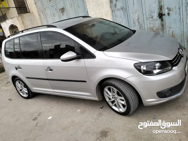 Used Volkswagen Touran in Tubas