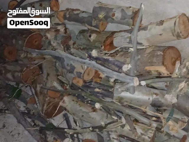 حطب للبيع يزيد عن طن شجر كينيا