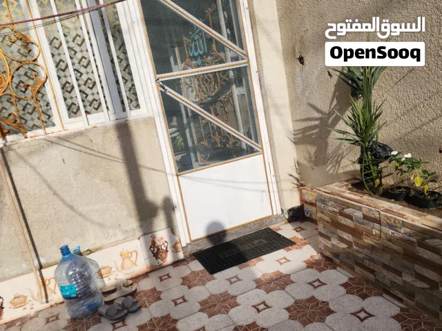 بيت للبيع مساحة 150 متر بشارع اللواء تنومة قرب سنتر اللواء