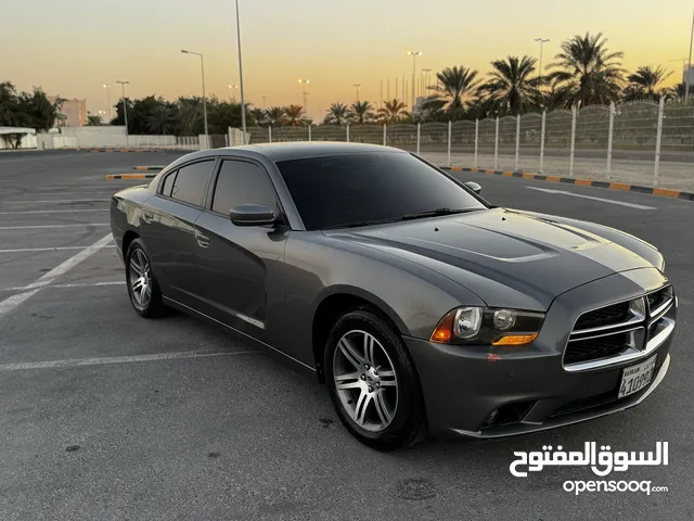 Dodge charger 2012 sxt 8-speed automatic