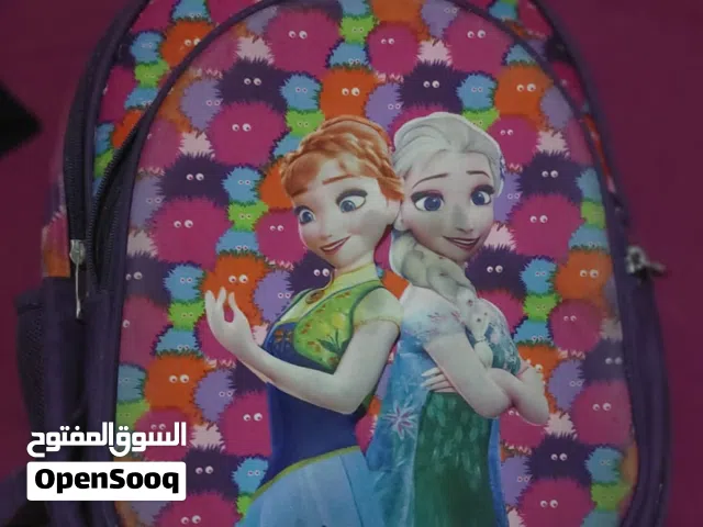 شنطة BZ مقاس 18 استعمال نضيف مفيهاش اى عيوب السعر 1000 جنيه