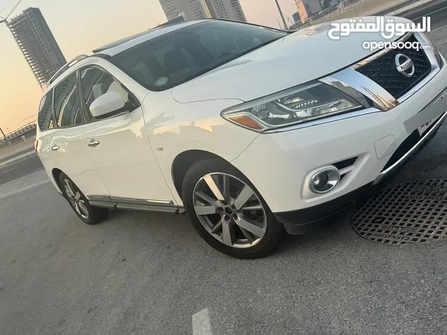 Used Nissan Pathfinder in Manama