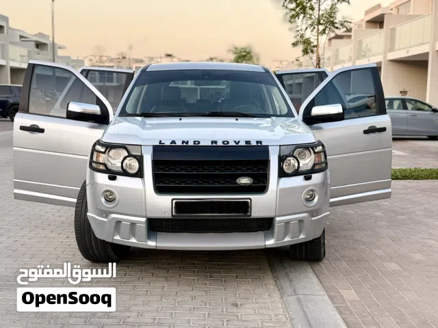 2009 لاند روفر LR2 HSE