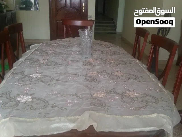غرفه سفره كامله زان احمر كسر زيزو لم تستخدم