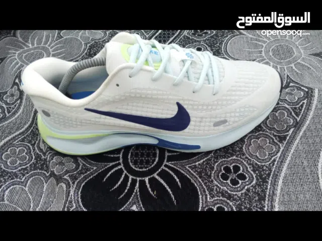 شوزات اوروبيه 30جوز سوبر كريم