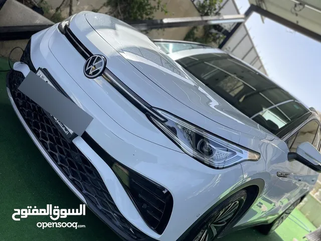 Id 4 pro 2022 للبيع بسبب السفر
