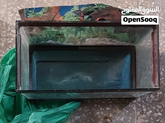 حوض سمك  مع مضخة  قياس40× 26سم  x20
