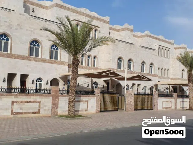 265 m2 5 Bedrooms Villa for Sale in Muscat Al-Hail