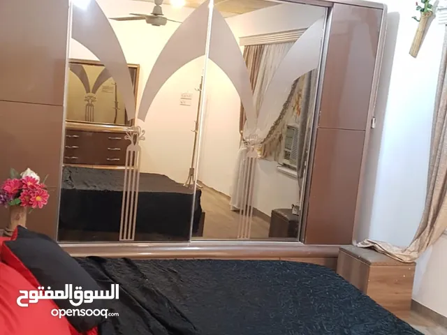 شقه مؤاثثه في بريهه شارع الاستقلال لاتصلح مكتب العشار شارع الاستقلال فرع كنيسه مار فرام الكلدانيه