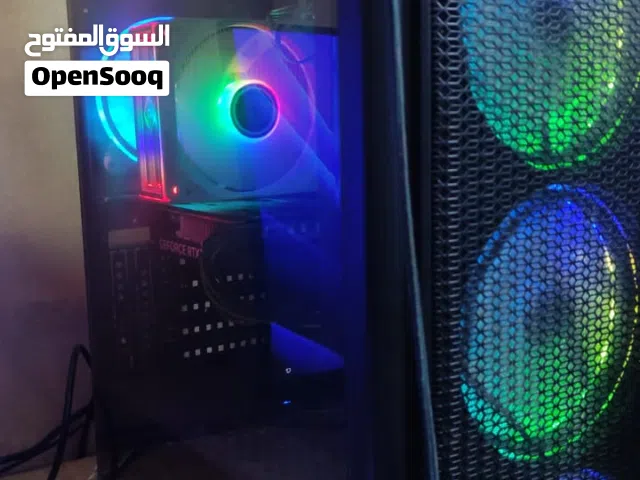 جهاز مع شاشه استخدام شهر جديده