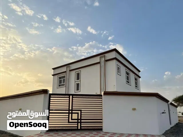 فيلا دورين بتشطيبات ممتازة في بركاء الحفري الجنوبية