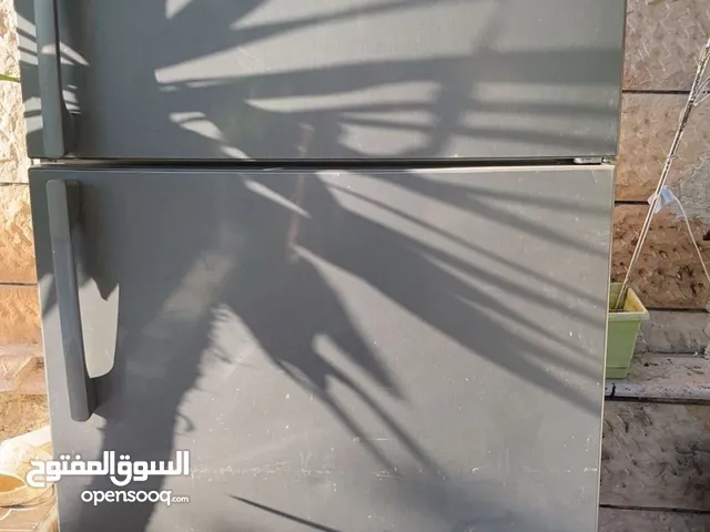 ثلاجة للبيع
